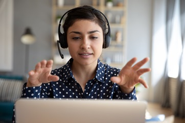 woman on laptop