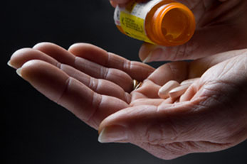 /Molina/PublicWebsite/Images/members/common/en-us/healthy/styhlthytips/mentalhlth/presdrugs