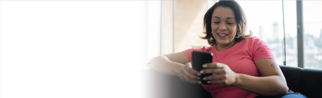 una mujer en el telefono